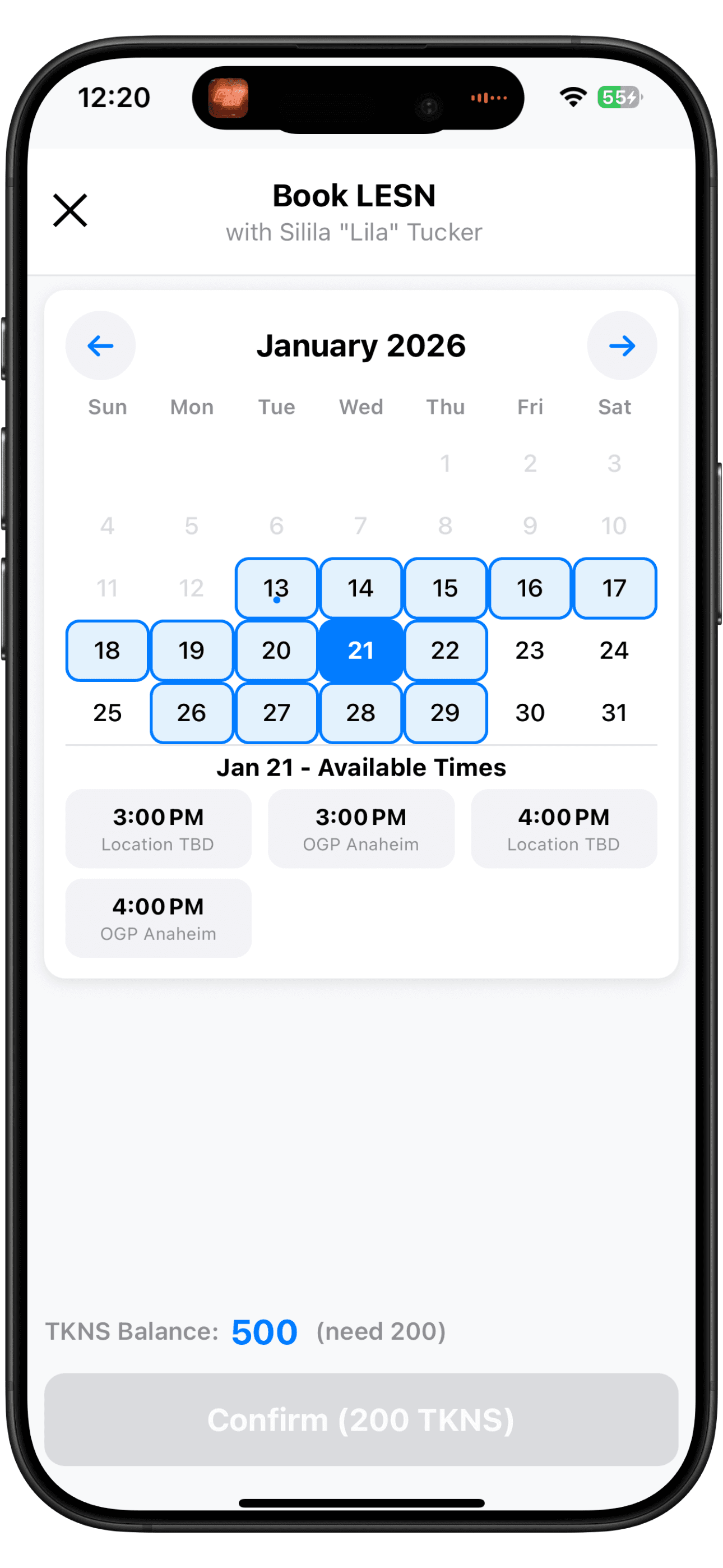 PRV8 LESN app showing booking calendar